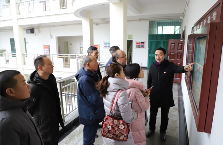 岭南师范学院永利集团3044官网欢迎您党政领导班子一行来永利官网考察交流