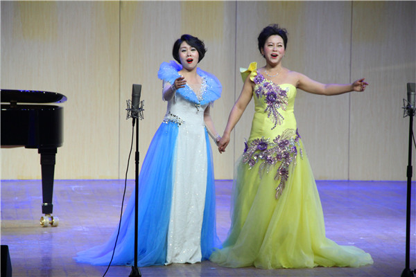 2016121408555974.jpg 永利官网举办歌剧教师专场音乐会