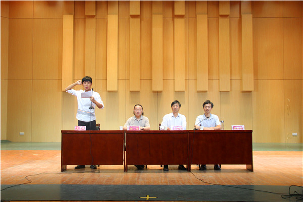 2016062017530311.jpg 永利官网成功召开2016考研表彰及学年期末考试动员大会